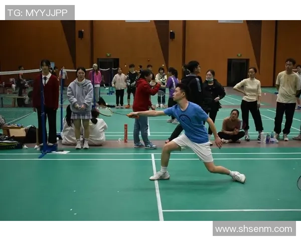 黄秀英专访：追忆羽毛球生涯的辉煌与挑战